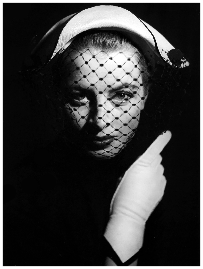 capucine 1952 | Gran angular