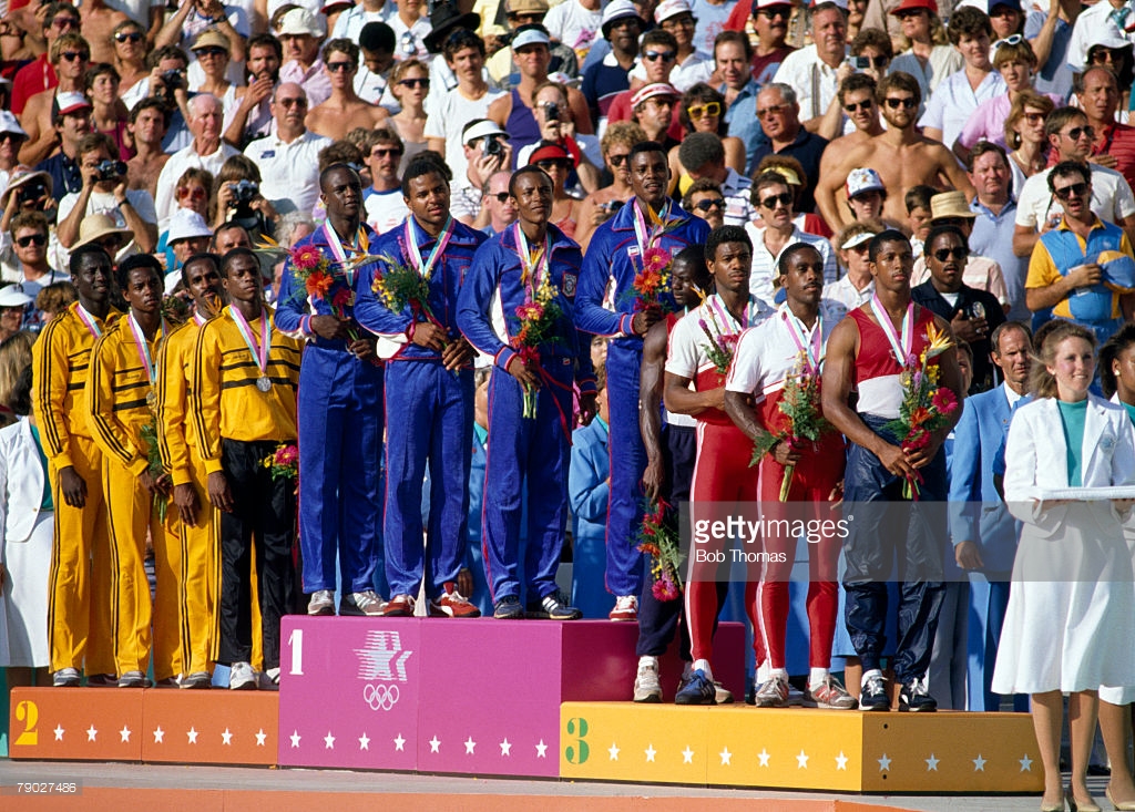 Graddy Brown Smith Lewis Los Angeles 4x100 podio