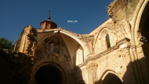 monasterio de piedra en autocaravana