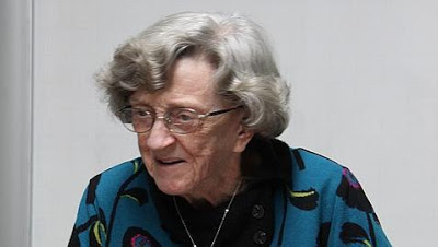 Doreen Simmons Comentarista de sumo