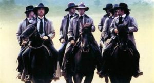 detalle-de-la-caratula-de-forajidos-de-leyenda-1980
