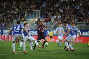 Derbi en Ipurua entre el Eibar y la Real Sociedad. Foto: Félix Morquecho.