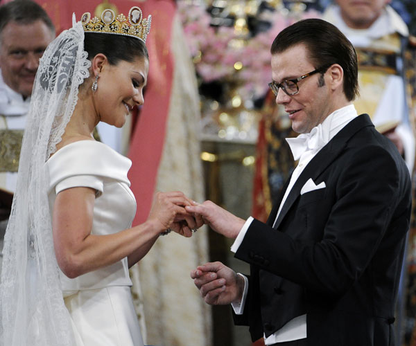 Daniel Westling se convirtió en príncipe tras su enlace con la princesa Victoria. Daniel Westling se convirtió en príncipe tras su enlace con la princesa Victoria.