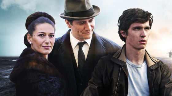Familien Nyman. Ingrid (Pia Tjelta), Fredrik (Per Kjerstad) og Christian (Amund Harboe)