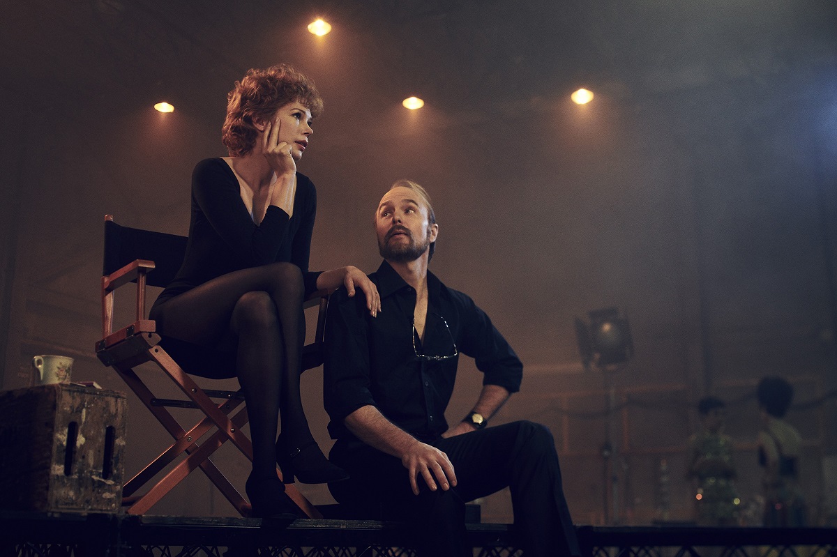 FOSSE VERDON -- Pictured: (l-r) Michelle Williams as Gwen Verdon, Sam Rockwell as Bob Fosse. CR: Pari Dukovic/FX